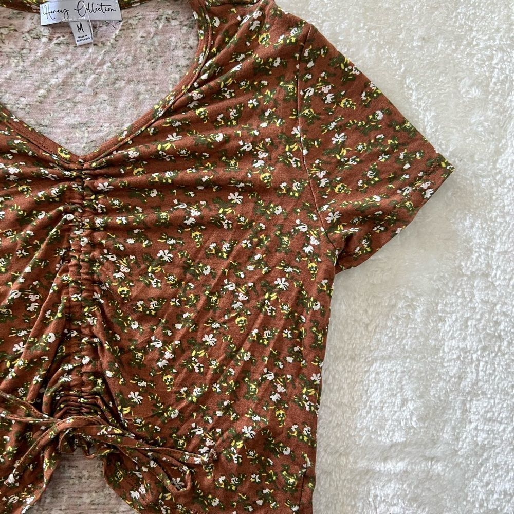 Honey Collection Flower Print Cropped Top - Picture 3 of 4